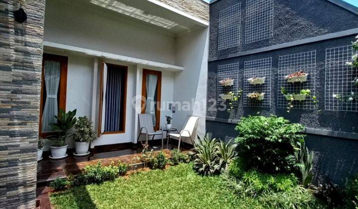 Di  Rumah 2 Lantai Di Taman Pulo Indah Penggilingan Cakung 1