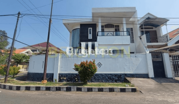 RUMAH DI DHARMAHUSADA INDAH UTARA SURABAYA SEMI FURNISH ONE GATE 2