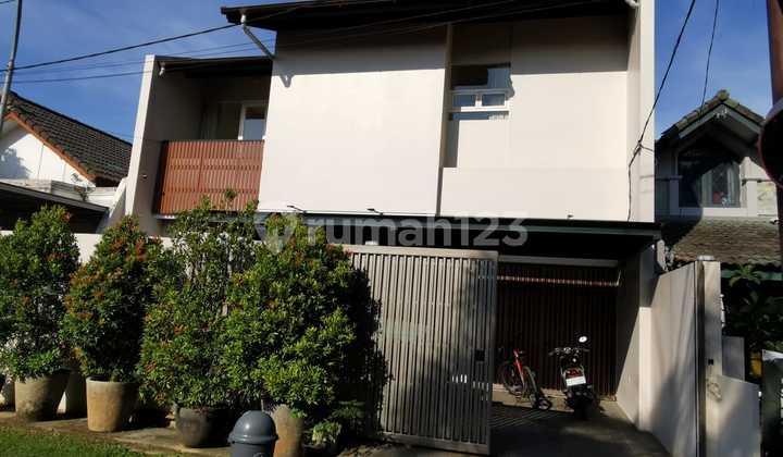 CEPAT RUMAH HUNI MEWAH KONSTRUKSI BAJA YANG ARTISTIK 2