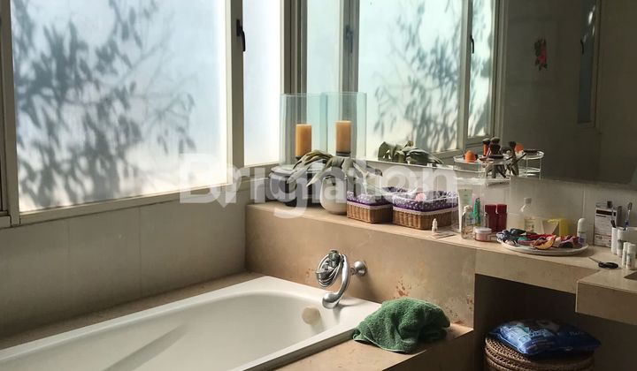 HOUSE IN GRAHA FAMILI 2