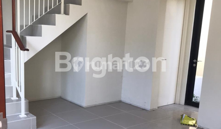 New Fresh Minimalist Residence in Northwest Lake Citraland.