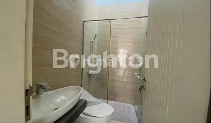 RUMAH MANYAR KERTOARJO 2