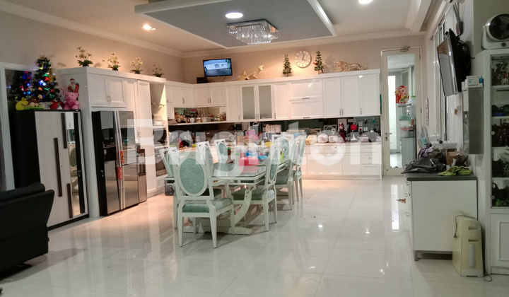 Wisata Bukit Mas Rumah minimalis 3 lantai, Surabaya Barat. Wisata Bukit Mas Rumah minimalis 3 lantai, Surabaya Barat.