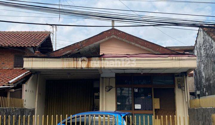 Rumah Kost Aktif di Sayap Asia Afrika 1