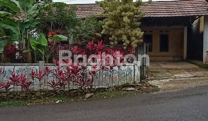 VILLA MURAH DI GUNUNG BATU BOGOR 1