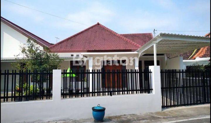 RUMAH BAGUS DAN BESAR DI JALAN BUAH BUAH2AN KLOJEN 1