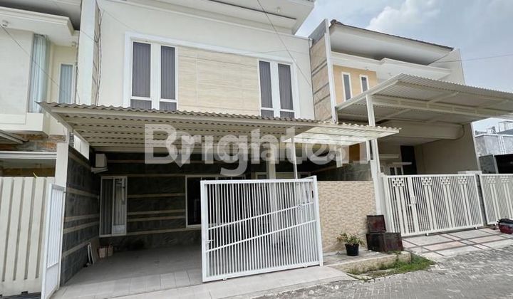 RUMAH 2 LANTAI MINIMALIS SIAP HUNI SEMI FURNISH 1