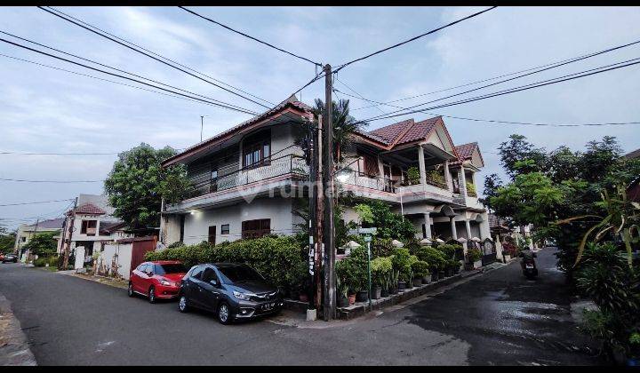 Rumah cantik huk 2 lantai dekat summarecon bekasi 2