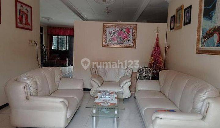 Rumah Luas dan Nyaman di Jemur Andayani Surabaya 2