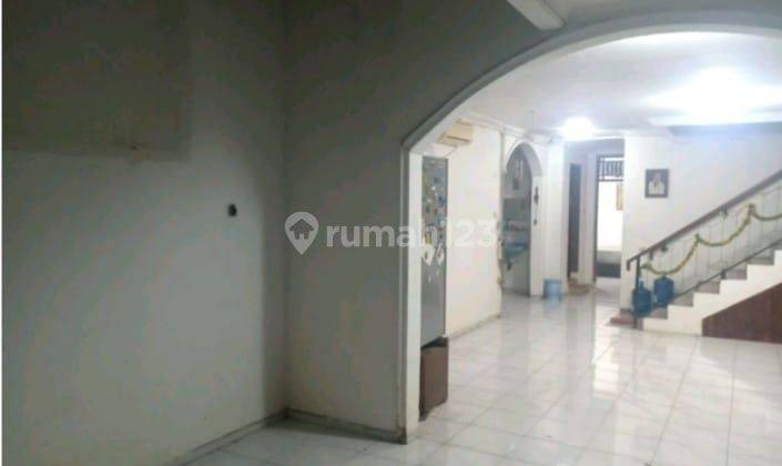 Rumah  Di Pulomas Kayu Putih 2