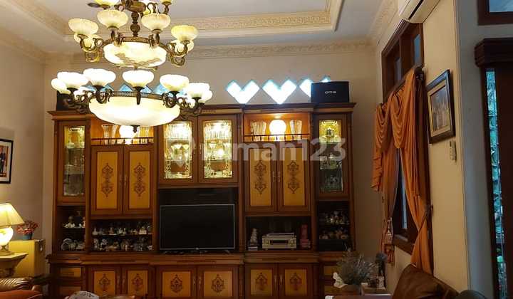 Rumah di Duren Sawit