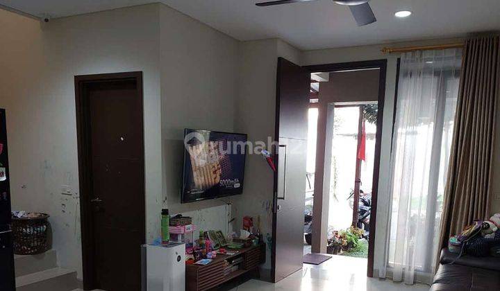 Termurah. Rumah modern minimalis di Mozia Avezza, BSD 2