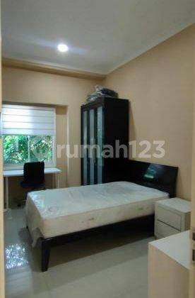 Rumah besar full furnished di Cluster Turquise 2