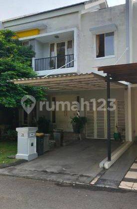 Rumah besar full furnished di Cluster Turquise 1