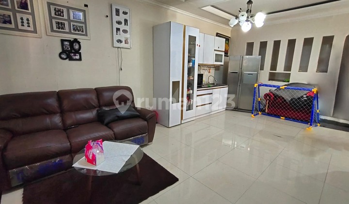 The Green BSD House with land advantage 2