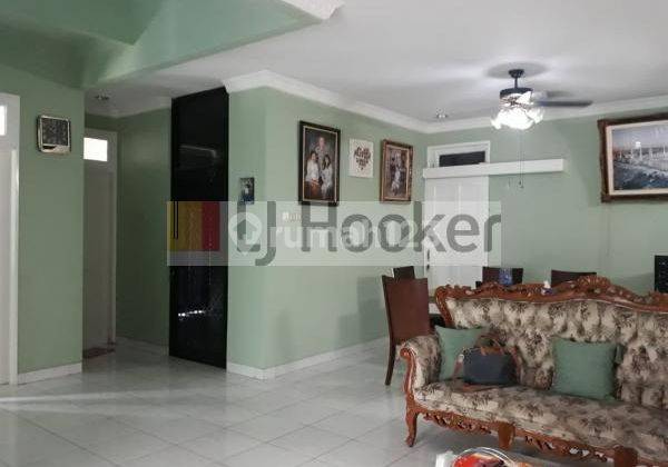 Dijual Rumah Hook di Taman Modern Cakung 2