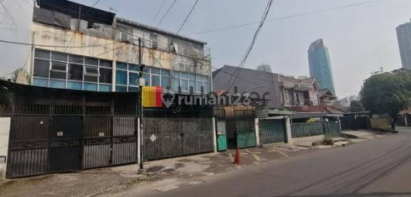 RUMAHRUKO 3 Lantai Layak Huni Strategis di Mandala Utara Tomang 1