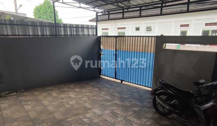 garasi/carport rumah siap huni lokasi strategis