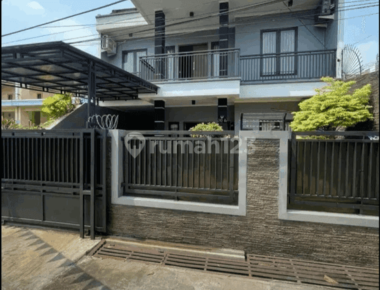 Rumah Full Furnished Di Duren Sawit Cantik Dan Nyaman 1