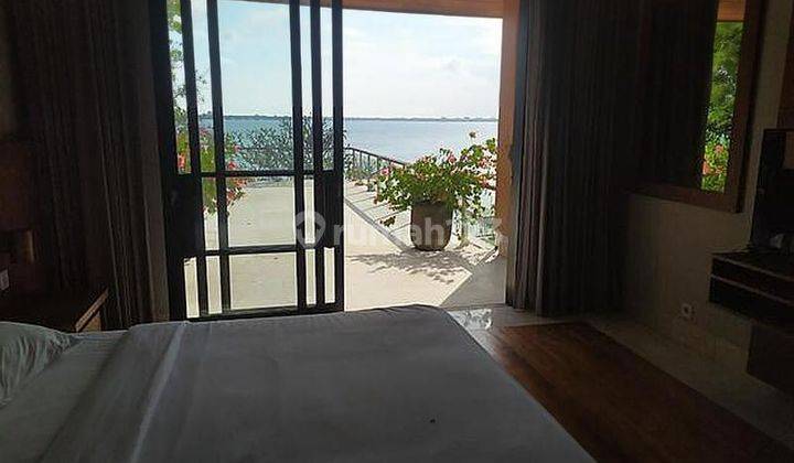 Luxury Villa in front beach Benoa 2