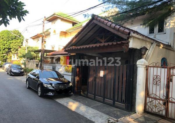 Dijual Rumah Bagus di Tebet, Jakarta Selatan Dijual Rumah Bagus di Tebet, Jakarta Selatan