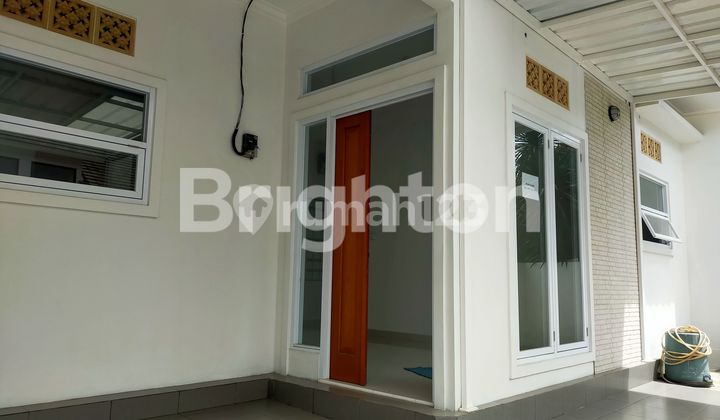 RUMAH SIAP HUNI DI DALAM CLUSTER AMAN DAN NYAMAN RUMAH SIAP HUNI DI DALAM CLUSTER AMAN DAN NYAMAN