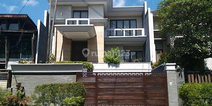 Rumah Luxury di Hang Lekiu Kebayoran Baru Jakarta Selatan 1