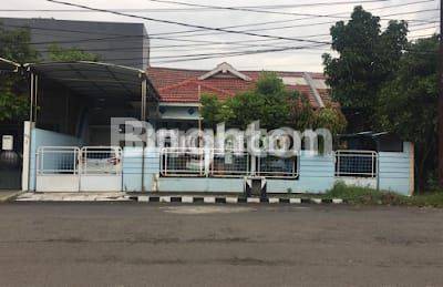 RUMAH HITUNG TANAH DI NGINDEN INTAN TIMUR - SURABAYA 1