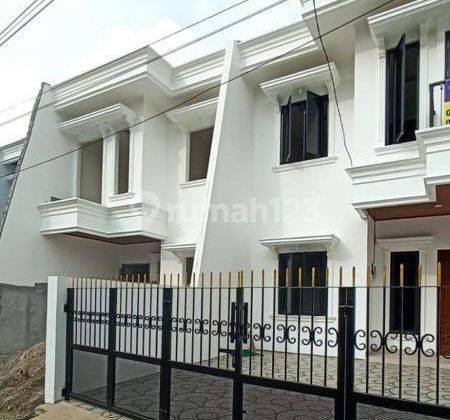 Rumah 2 Lantai Lokasi Strategis di Jatimakmur, Pondok Gede, Bekasi 1