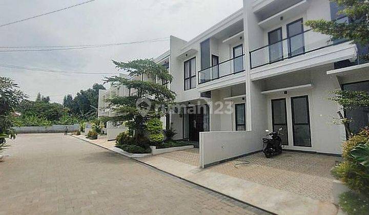 Rumah Townhouse Modern Minimalis di Jatisampurna Cibubur, Bekasi 2