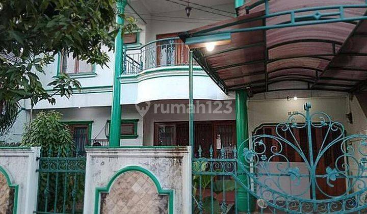 Rumah Second Full Furnished, Luas, Terawat, Siap Huni di Duren Sawit 1