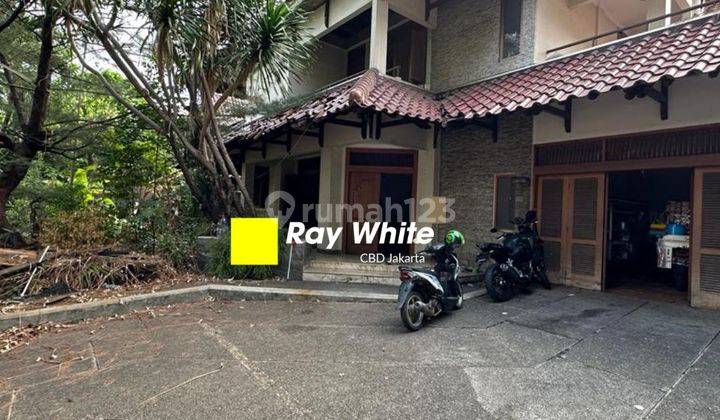 Rumah Jalan Terbaik di Pondok Indah, Sangat Bagus Untuk Investasi dan Tempat Tinggal 1