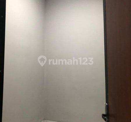Rumah baru renovasi di daerah Tomang 2