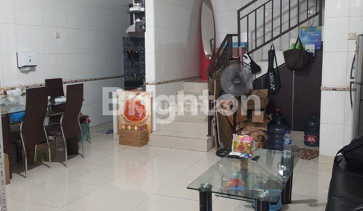 Rumah 3,5 Lantai Bagus Unfurnished Sertifikat Hak Milik di Mangga, Jakarta Barat 2