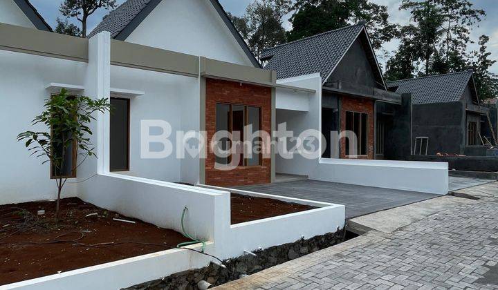 RUMAH BARU DI PERUMAHAN CLUSTERLOKASI DEKAT UNNESGUNUNGPATI - SEMARANG 1