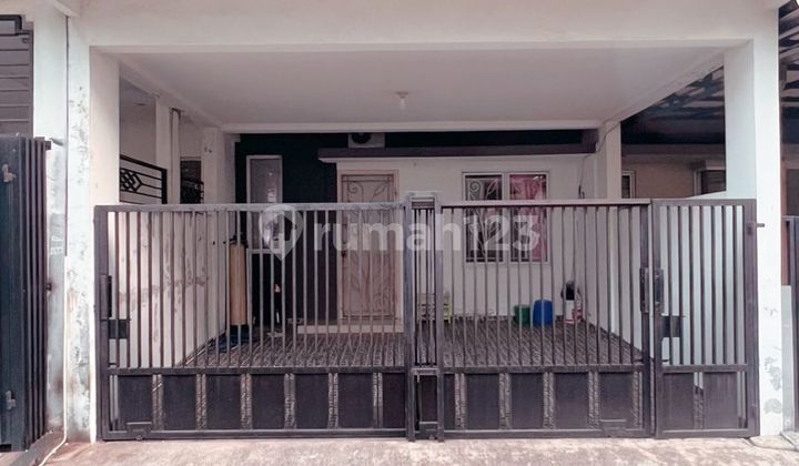 Rumah 2 1/2 Lantai Duta Garden Cluster Beverly Hills Tangerang Rumah 2 1/2 Lantai Duta Garden Cluster Beverly Hills Tangerang