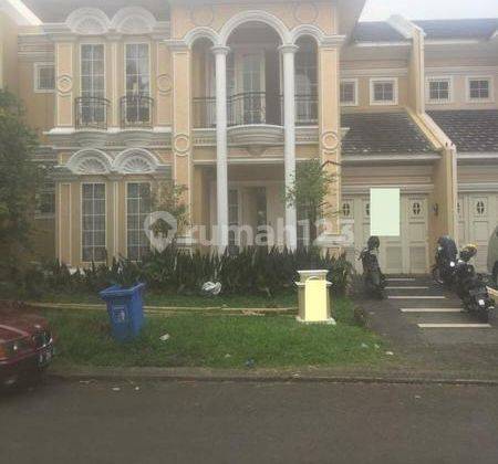 Rumah cantik di The green Belagio Bsd Tangerang Banten 1