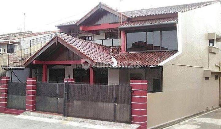 Rumah cantik di komplek kemang Ifi graha jatiasih Bekasi Jawa barat 1