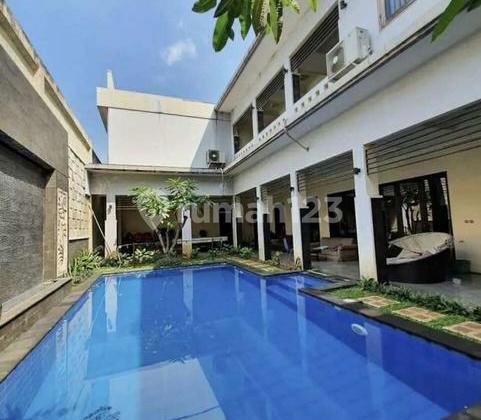 Rumah asri di Tanah kusir jakarta selatan Bebas banjir