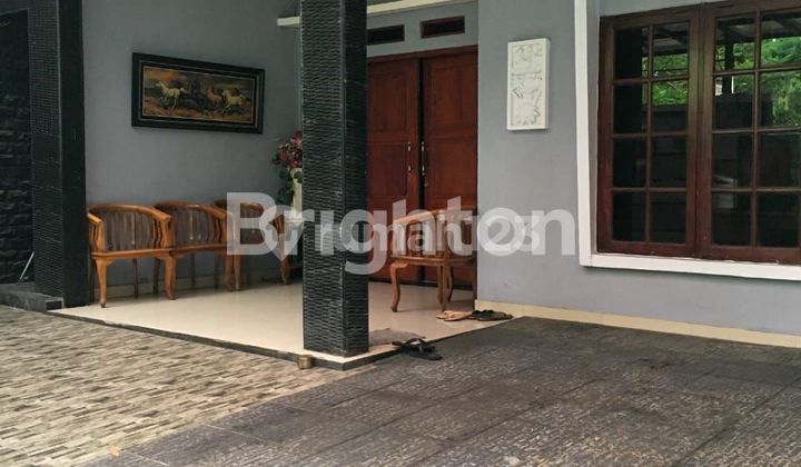 HUNIAN STRATEGIS DI DEPOK PINGGIR JALAN BESAR BEBAS BANJIR