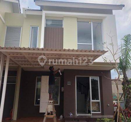 Rumah Di cluster malibu village gading serpong baru 3 bulan gress 1