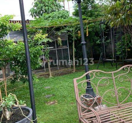 Rumah luas dan asri dekat sta.pondok ranji 2