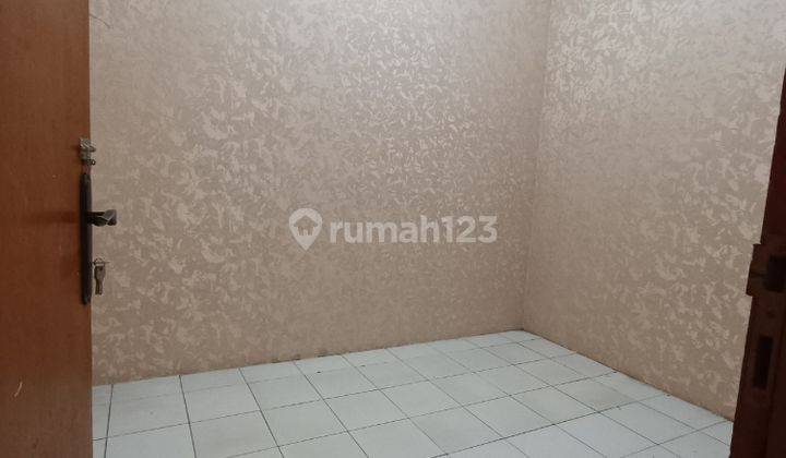 Rumah Siap Huni Di Taman Kopo Indah 3 2