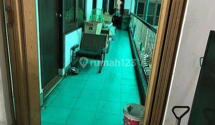 Dijual rumah strategis di Menteng 2