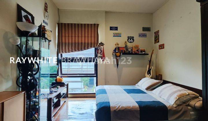 Townhouse dalam Kompleks Kemang Raya Lokasi Strategis 2