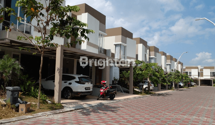 di  rumah exclusive 3 lantai kawasan DENGAN KOLAM RENANG elit jalan Kaliurang km 7 kayen sleman yogyakarta 1