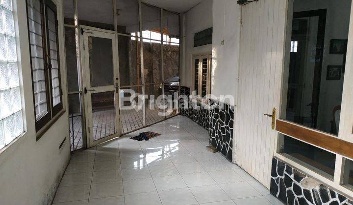 Commercial Area Raya Darmo Ijin Bangunan Building 3 Lantai 2