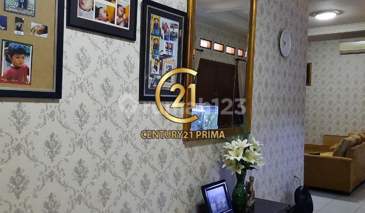 Di  Rumah Bagus Berlokasi Di Bintaro Tangsel