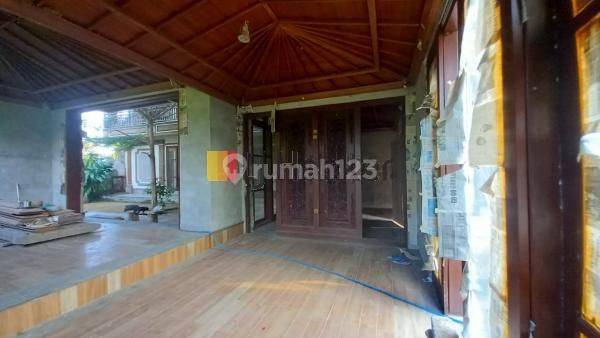 Villa For Sale With 6 Bedroom In Sukawati Gianyar Close To Bali Bird Park Bali Zoo and Central Ubud 2