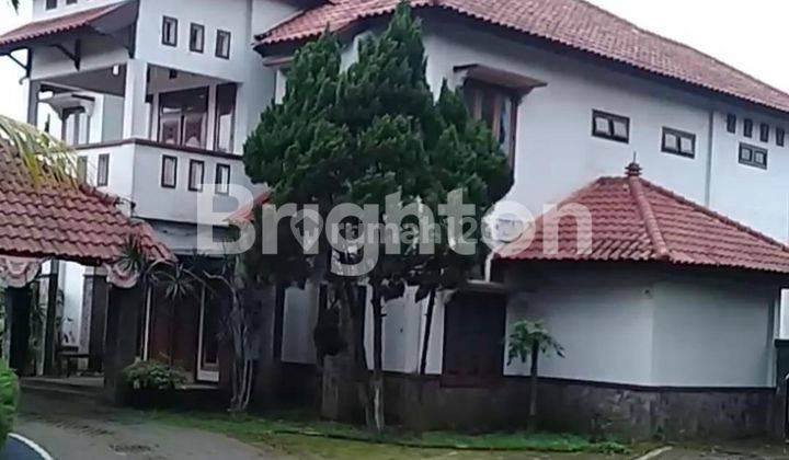 RUMAH 2 BANGUNAN INDUK DAN TAMBAHAN EKS RESTO MEWAH DI JL RAYA LAWANG MALANG 1